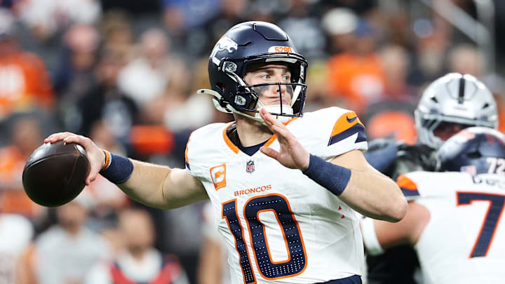Denver Broncos v Las Vegas Raiders