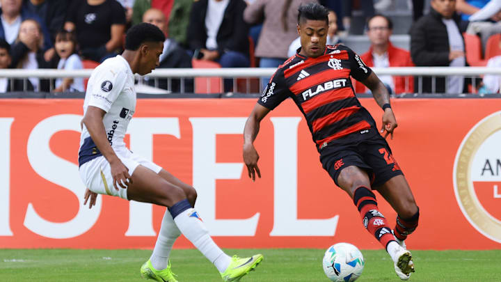 Flamengo e LDU fazem jogo decisivo no Maracanã