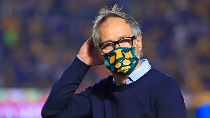 El entrenador Ariel Holan.