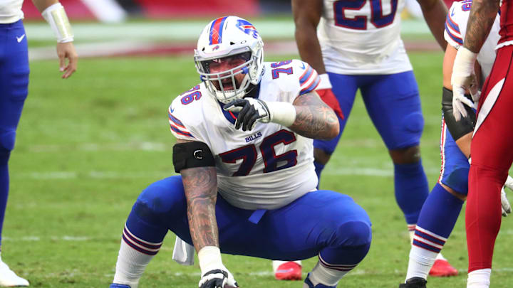 Nov 15, 2020; Glendale, Arizona, USA; Buffalo Bills center Jon Feliciano (76) against the Arizona Cardinals at State Farm Stadium. Nov 15, 2020; Glendale, Arizona, USA; Buffalo Bills center Jon Feliciano (76) against the Arizona Cardinals at State Farm Stadium.