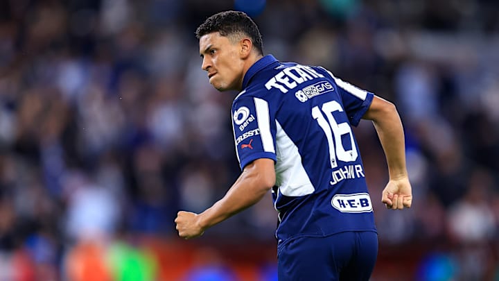 El ecuatoriano Johan Rojas consiguió el penal con el que Monterrey selló el triunfo sobre Pumas El ecuatoriano Johan Rojas consiguió el penal con el que Monterrey selló el triunfo sobre Pumas