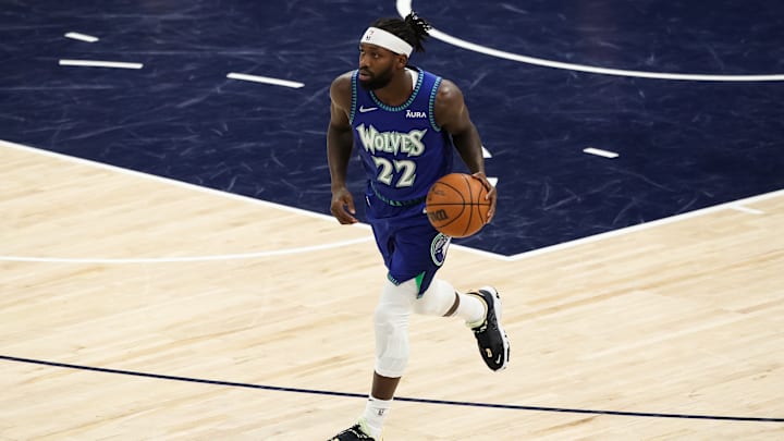 Beverley es figura de los Lakers