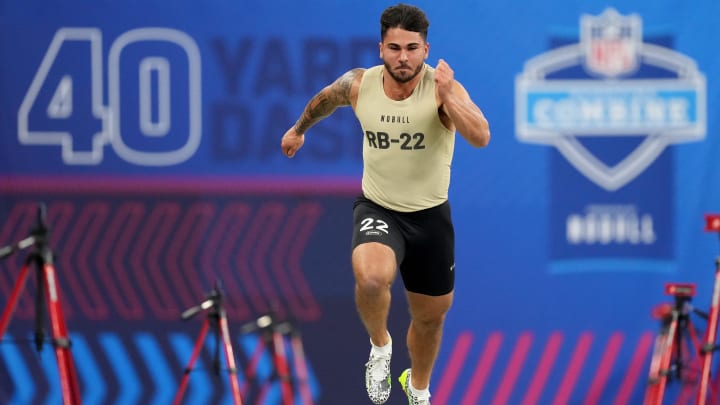 Mar 2, 2024; Indianapolis, IN, USA; Missouri running back Cody Schrader (RB22) during the 2024 NFL Combine at Lucas Oil Stadium. Mandatory Credit: Kirby Lee-USA TODAY Sports Mar 2, 2024; Indianapolis, IN, USA; Missouri running back Cody Schrader (RB22) during the 2024 NFL Combine at Lucas Oil Stadium. Mandatory Credit: Kirby Lee-USA TODAY Sports