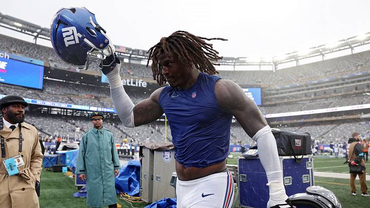 Tennessee Titans v New York Giants Tennessee Titans v New York Giants