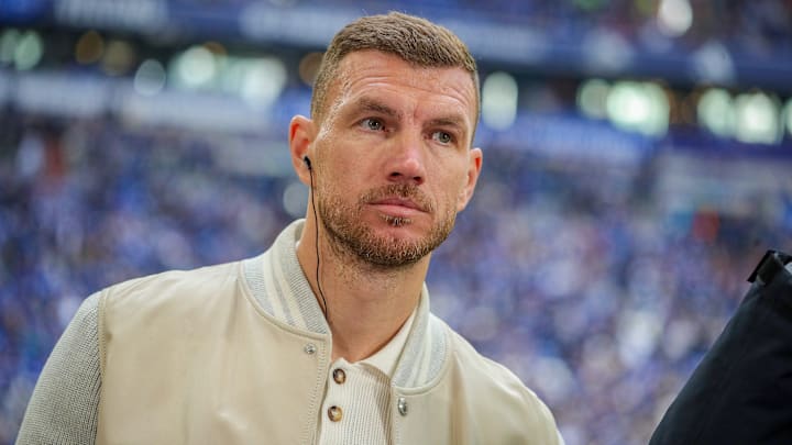 Edin Dzeko wird schon bald auf den Platz zurückkehren