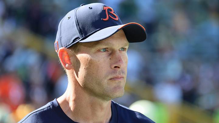Oct 11, 2026; Green Bay, Wisconsin, USA; Chicago Bears head coach Ben Johnson looks on during warmups before the game against the Green Bay Packers at Lambeau Field. Mandatory Credit: Mike Dinovo-Imagn Images Oct 11, 2026; Green Bay, Wisconsin, USA; Chicago Bears head coach Ben Johnson looks on during warmups before the game against the Green Bay Packers at Lambeau Field. Mandatory Credit: Mike Dinovo-Imagn Images