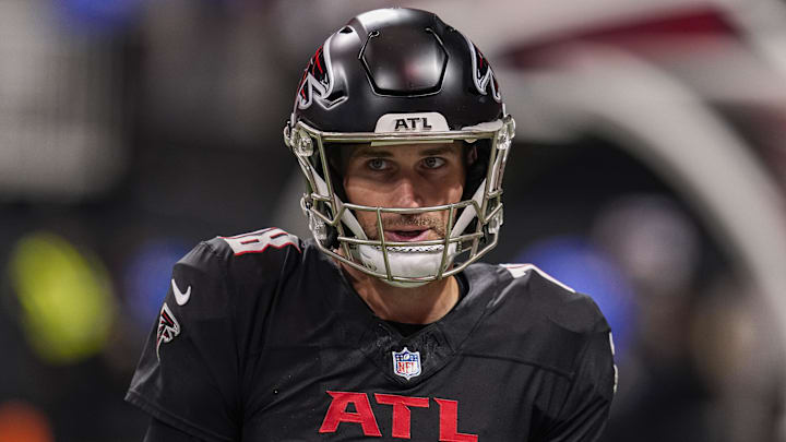 Atlanta Falcons quarterback Kirk Cousins (18)