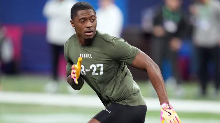Mar 1, 2024; Indianapolis, IN, USA; Toledo defensive back Quinyon Mitchell (DB27) works out during the 2024 NFL Combine at Lucas Oil Stadium. Mandatory Credit: Kirby Lee-USA TODAY Sports Mar 1, 2024; Indianapolis, IN, USA; Toledo defensive back Quinyon Mitchell (DB27) works out during the 2024 NFL Combine at Lucas Oil Stadium. Mandatory Credit: Kirby Lee-USA TODAY Sports