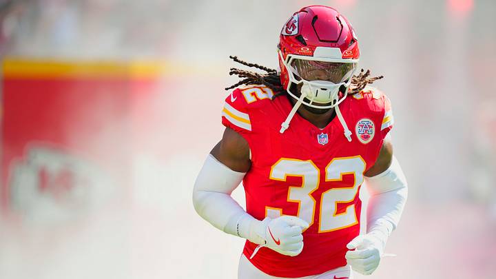 Sep 28, 2025; Kansas City, Missouri, USA; Kansas City Chiefs linebacker Nick Bolton (32) takes the field prior to a game against the Baltimore Ravens at GEHA Field at Arrowhead Stadium. Mandatory Credit: Jay Biggerstaff-Imagn Images Sep 28, 2025; Kansas City, Missouri, USA; Kansas City Chiefs linebacker Nick Bolton (32) takes the field prior to a game against the Baltimore Ravens at GEHA Field at Arrowhead Stadium. Mandatory Credit: Jay Biggerstaff-Imagn Images