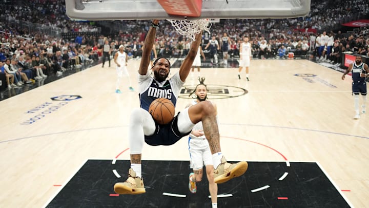 Dallas Mavericks, Derrick Jones Jr.