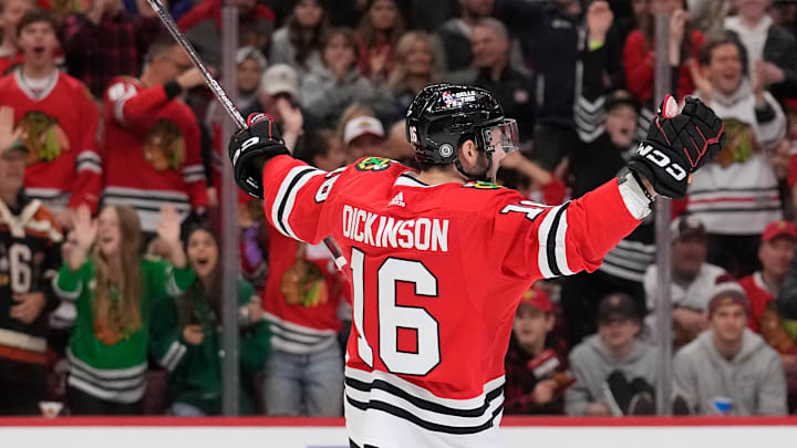 Toronto Maple Leafs v Chicago Blackhawks