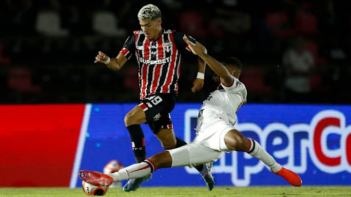 William Gomes terminou 2024 e começou 2025 como titular do São Paulo