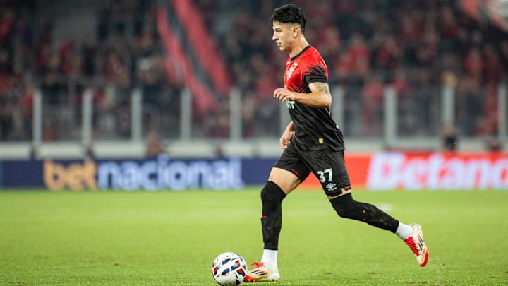 Athletico mira no G4 da Série B