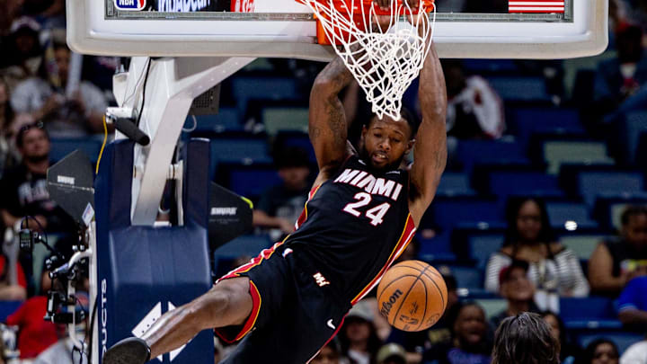 Apr 11, 2025; New Orleans, Louisiana, USA; Miami Heat forward Haywood Highsmith (24) dunks the ball against the New Orleans Pelicans during the second half at Smoothie King Center. Mandatory Credit: Stephen Lew-Imagn Images Apr 11, 2025; New Orleans, Louisiana, USA; Miami Heat forward Haywood Highsmith (24) dunks the ball against the New Orleans Pelicans during the second half at Smoothie King Center. Mandatory Credit: Stephen Lew-Imagn Images