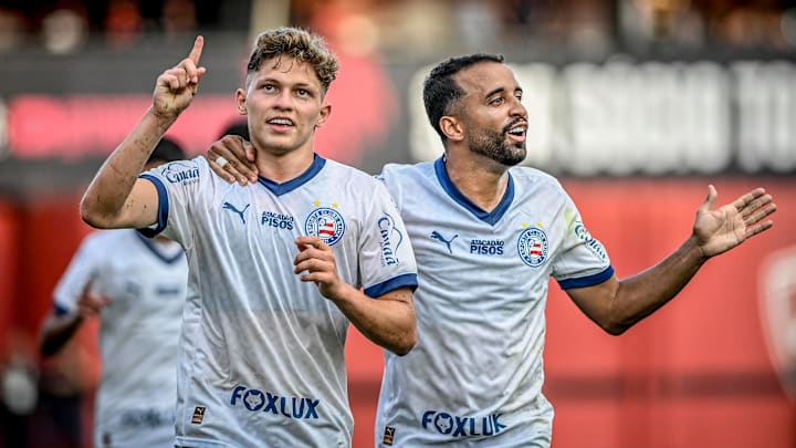 Bahia triunfou sobre o rival Vitória no Barradão