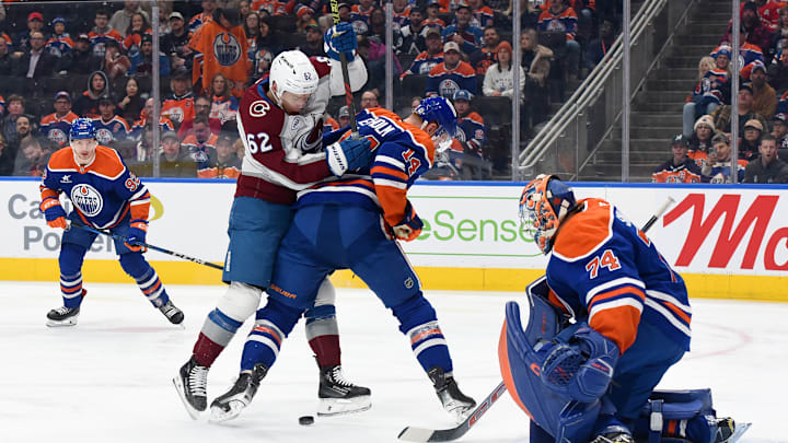 Colorado Avalanche v Edmonton Oilers