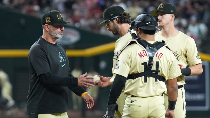 May 18, 2024; Phoenix, Arizona, USA; Arizona Diamondbacks manager Torey Lovullo (17) removes Arizona Diamondbacks pitcher Zac Gallen (23) from the game against the Detroit Tigers during the seventh inning at Chase Field. Mandatory Credit: Joe Camporeale-USA TODAY Sports May 18, 2024; Phoenix, Arizona, USA; Arizona Diamondbacks manager Torey Lovullo (17) removes Arizona Diamondbacks pitcher Zac Gallen (23) from the game against the Detroit Tigers during the seventh inning at Chase Field. Mandatory Credit: Joe Camporeale-USA TODAY Sports