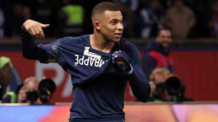 Paris Saint-Germain v RC Strasbourg - Ligue 1