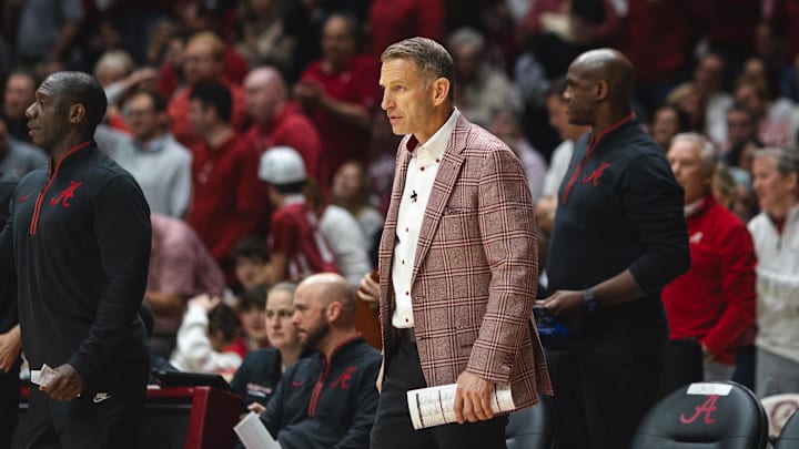 Mar 5, 2025; Tuscaloosa, Alabama, USA; Alabama Crimson Tide head coach Nate Oats directs his team against the Florida Gators during the first half at Coleman Coliseum. Mandatory Credit: Will McLelland-Imagn Images Mar 5, 2025; Tuscaloosa, Alabama, USA; Alabama Crimson Tide head coach Nate Oats directs his team against the Florida Gators during the first half at Coleman Coliseum. Mandatory Credit: Will McLelland-Imagn Images
