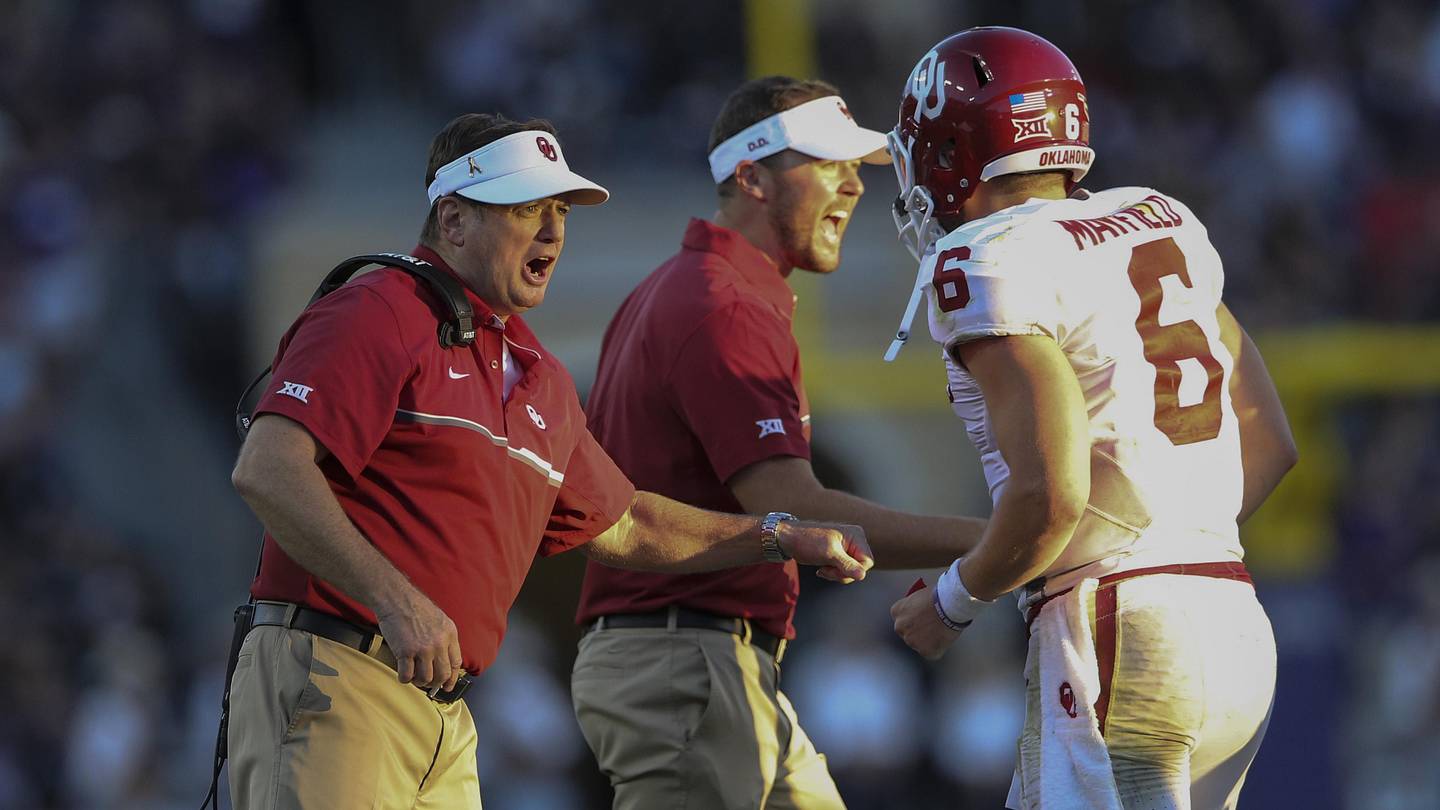 Unstoppable Duo How Mark And Bob Stoops Are Revolutionizing College Football