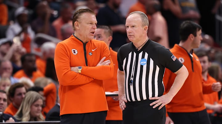 Mar 28, 2026; Houston, TX, USA; Illinois Fighting Illini head coach Brad Underwood talks with an official in the first half against the Iowa Hawkeyes during an Elite Eight game of the South Regional of the men's 2026 NCAA Tournament at Toyota Center. Mandatory Credit: Troy Taormina-Imagn Images Mar 28, 2026; Houston, TX, USA; Illinois Fighting Illini head coach Brad Underwood talks with an official in the first half against the Iowa Hawkeyes during an Elite Eight game of the South Regional of the men's 2026 NCAA Tournament at Toyota Center. Mandatory Credit: Troy Taormina-Imagn Images