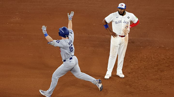 World Series - Los Angeles Dodgers v Toronto Blue Jays - Game Seven World Series - Los Angeles Dodgers v Toronto Blue Jays - Game Seven