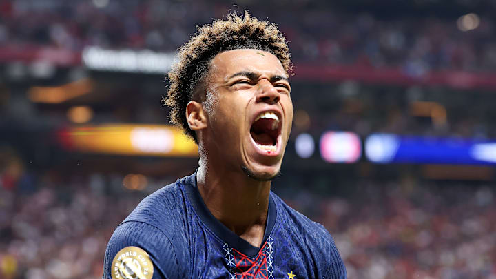 Désiré Doué devrait débuter comme titulaire.