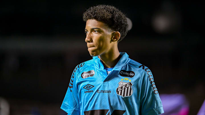 Santos adota alguns cuidados com Robinho Júnior 