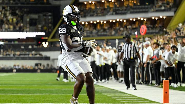 Sep 5, 2026; Nashville, Tennessee, USA; Vanderbilt Commodores running back Sedrick Alexander (28) runs for a touchdown against the Austin Peay Governors during the second half at FirstBank Stadium. Mandatory Credit: Steve Roberts-Imagn Images Sep 5, 2026; Nashville, Tennessee, USA; Vanderbilt Commodores running back Sedrick Alexander (28) runs for a touchdown against the Austin Peay Governors during the second half at FirstBank Stadium. Mandatory Credit: Steve Roberts-Imagn Images