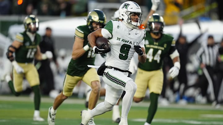 Oct 18, 2025; Fort Collins, Colorado, USA; Hawaii Rainbow Warriors wide receiver Jackson Harris (9) runs for a touchdown in the second quarter against the Colorado State Rams at Sonny Lubick Field at Canvas Stadium. Mandatory Credit: Ron Chenoy-Imagn Images Oct 18, 2025; Fort Collins, Colorado, USA; Hawaii Rainbow Warriors wide receiver Jackson Harris (9) runs for a touchdown in the second quarter against the Colorado State Rams at Sonny Lubick Field at Canvas Stadium. Mandatory Credit: Ron Chenoy-Imagn Images
