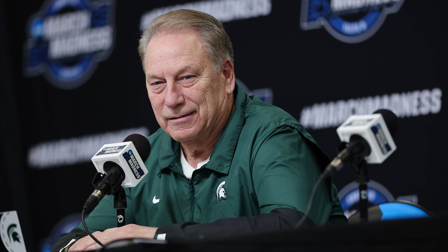 Izzo Targets 2026 Class as Spartans Name Captains