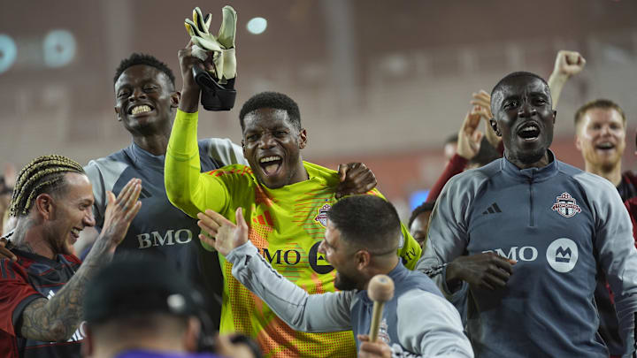 The Toronto FC star is in an uncertain situation, tempted to leave for Europe