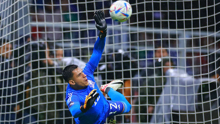 Luis Malagón is on his way to earning Goalie of the Year honors in Liga MX. The América netminder leds the league with seven shut-outs.