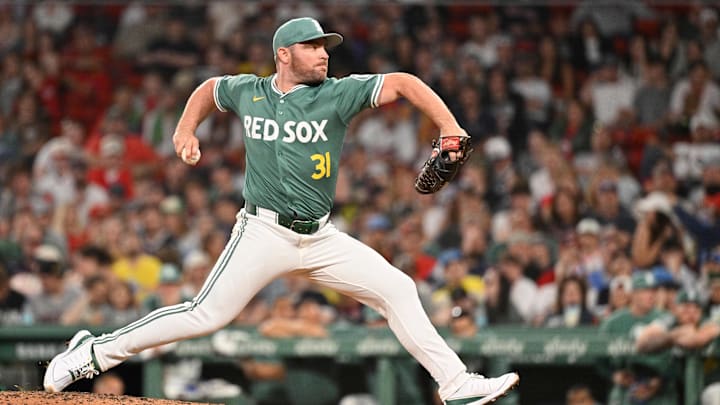 May 16, 2025; Boston, Massachusetts, USA; Boston Red Sox relief pitcher Liam Hendriks (31) throws against the Atlanta Braves during the ninth inning at Fenway Park. Mandatory Credit: Eric Canha-Imagn Images May 16, 2025; Boston, Massachusetts, USA; Boston Red Sox relief pitcher Liam Hendriks (31) throws against the Atlanta Braves during the ninth inning at Fenway Park. Mandatory Credit: Eric Canha-Imagn Images
