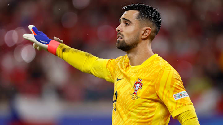 Diogo Costa wird mit einem Wechsel nach München in Verbindung gebracht