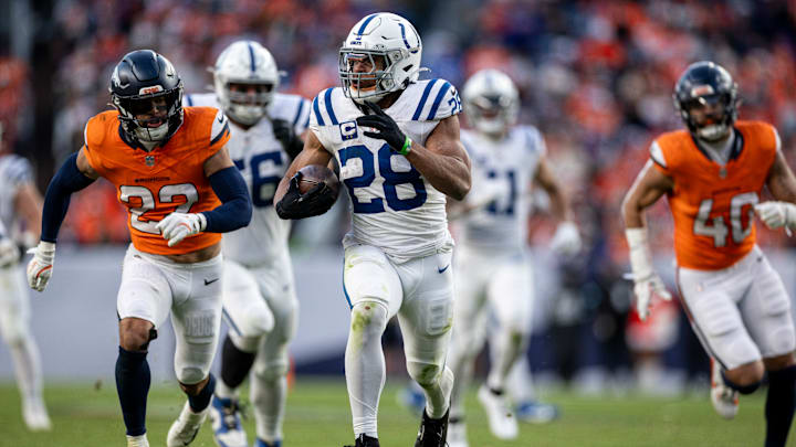 Indianapolis Colts v Denver Broncos