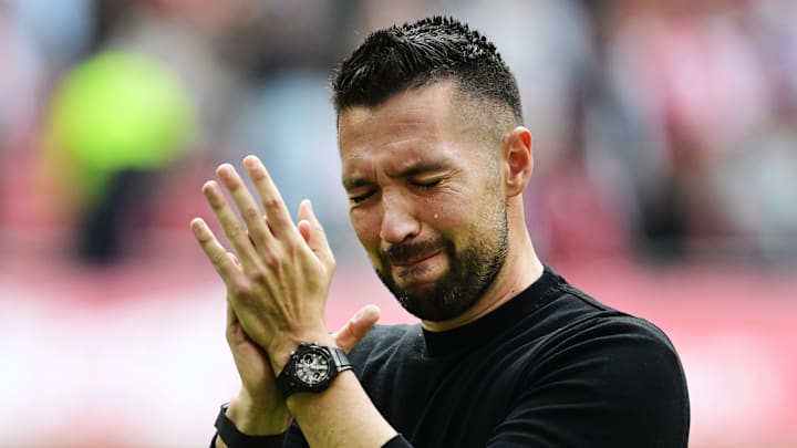 Francesco Farioli, ému aux larmes hier lors d'Ajax - Twente en Eredivisie