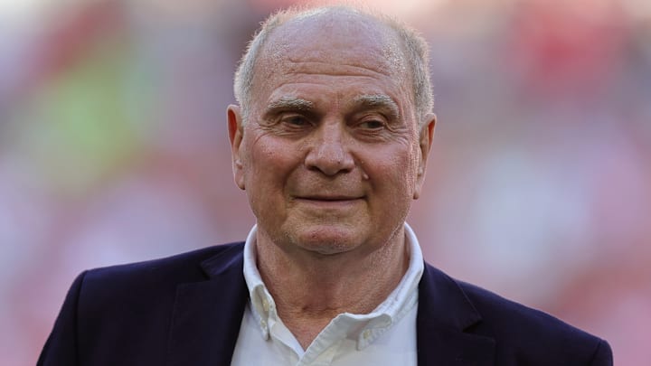 Uli Hoeneß geht wieder gerne ins Stadion. Uli Hoeneß geht wieder gerne ins Stadion.