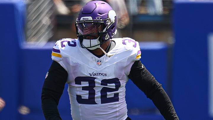 LB Chaz Chambliss is among the Vikings' biggest winners after the annual 53-man roster deadline. 