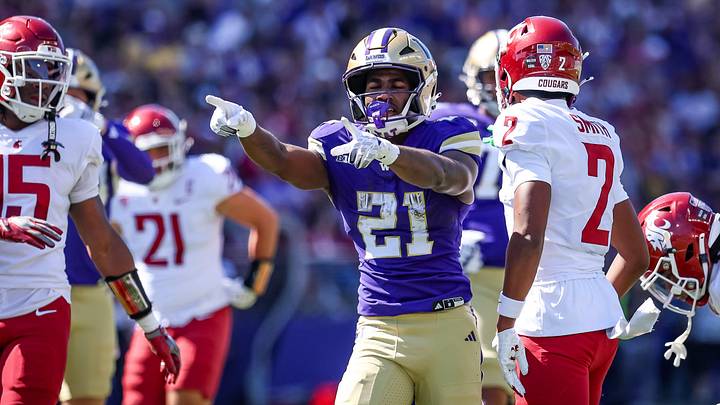 Quaid Carr lasted for only a half against WSU in the Apple Cup. Quaid Carr lasted for only a half against WSU in the Apple Cup.