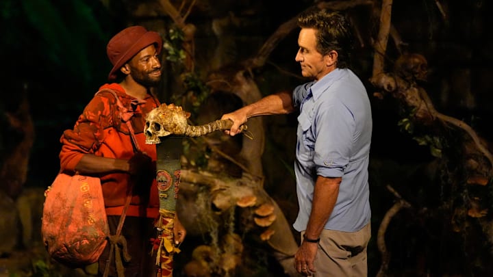 “Feel the FOMO” – The game is about to change when castaways drop their buffs and come together on the same beach. Castaways must find a hidden advantage to earn a huge lead in the challenge. Then, individual immunity is up for grabs for the first time this season, on SURVIVOR, Wednesday, Oct. 23 (8:00-9:30 PM, ET/PT) on the CBS Television Network, and streaming on Paramount+* (live and on-demand for Paramount+ with SHOWTIME subscribers, or on-demand for Paramount+ Essential subscribers the day