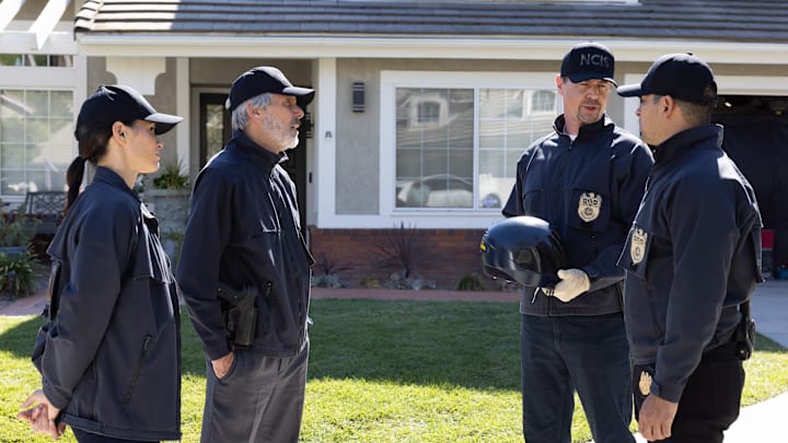 “God Only Knows” – A kidnapped teen leads the team to a Navy SEAL who survived captivity by the Taliban but may have committed murder after returning home. Also, Jimmy finally shares his findings about the mysterious death of Parker’s mother with his boss, on the CBS Original series NCIS, Tuesday, Dec. 2 (8:00-9:00 PM, ET/PT) on the CBS Television Network, and streaming on Paramount+.