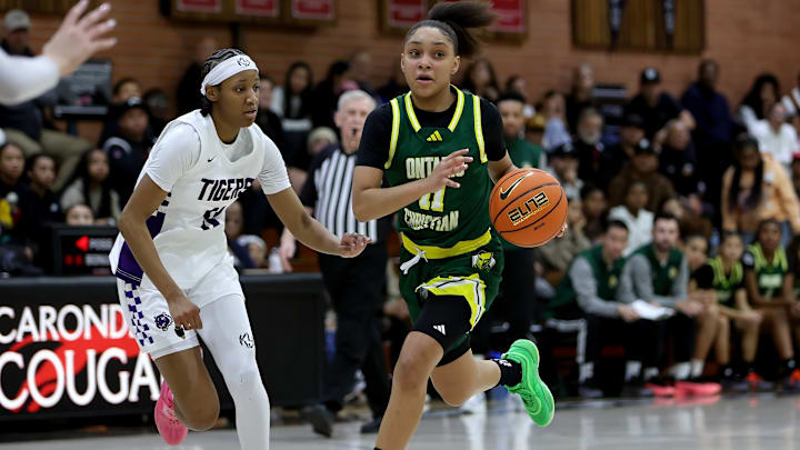 Kaleena Smith, the nation's top-ranked 2027 girls basketball player, had another huge week, leading Ontario Christian to the finals of pool play in the Southern Section Open Division. 