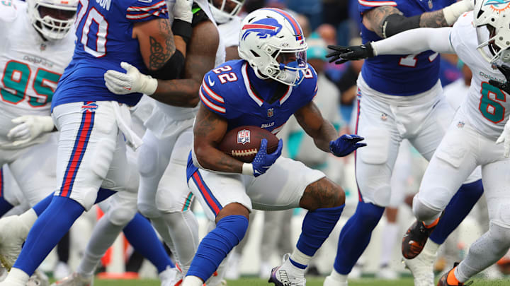 Miami Dolphins v Buffalo Bills