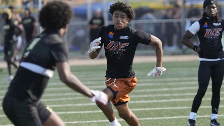 Desert Edge wide receiver Zerek Sidney runs a route during a 7-on-7 high school football passing tournament at Arizona Christian University on June 3, 2025. Desert Edge wide receiver Zerek Sidney runs a route during a 7-on-7 high school football passing tournament at Arizona Christian University on June 3, 2025.