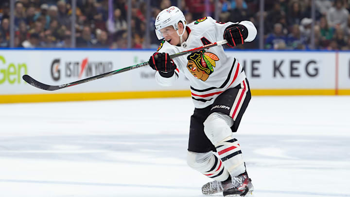 Chicago Blackhawks v Vancouver Canucks