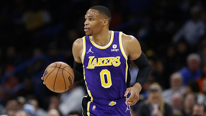 The Lakers will be without Anthony Davis tonight but should have little trouble with the struggling Magic. 