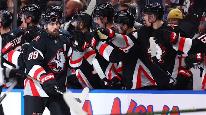 Los Angeles Kings v Buffalo Sabres Los Angeles Kings v Buffalo Sabres