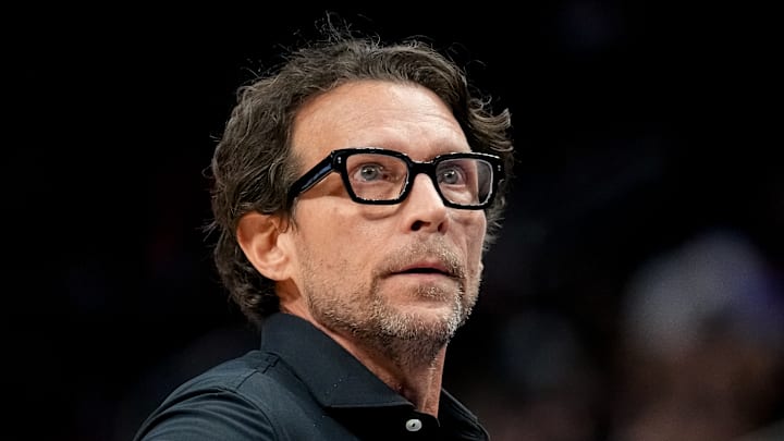 Quin Snyder looks in disbelief as the Hawks face off against the Detroit Pistons Quin Snyder looks in disbelief as the Hawks face off against the Detroit Pistons