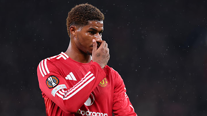 Manchester United estreou na Liga Europa com empate. 